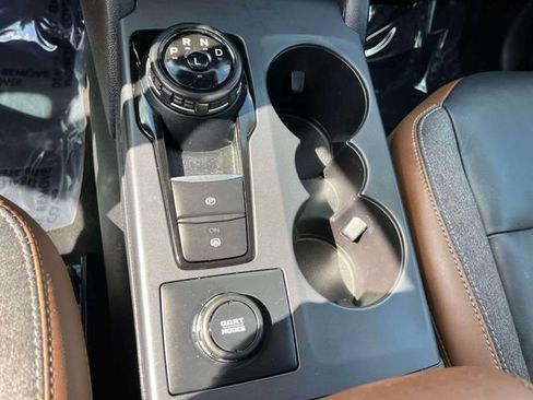 Used 2023 Ford Bronco Sport Outer Banks w/ Tech Package AWD/4WD image 33