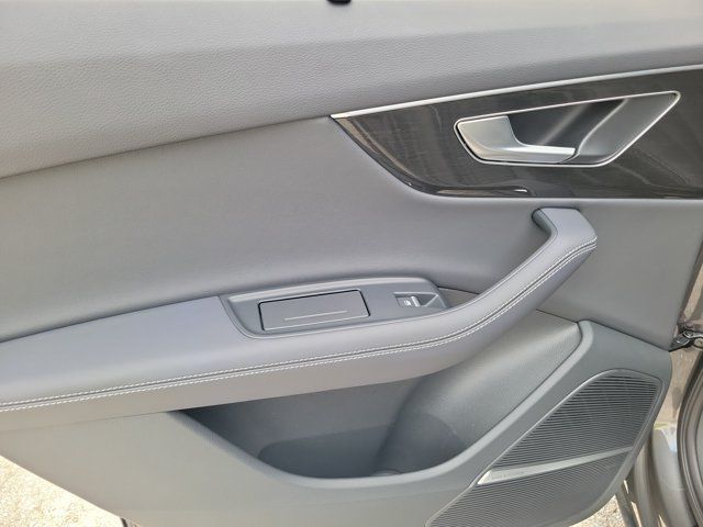 Certified 2026 Audi Q7 3.0T Premium Plus w/ Premium Plus Package AWD/4WD image 13