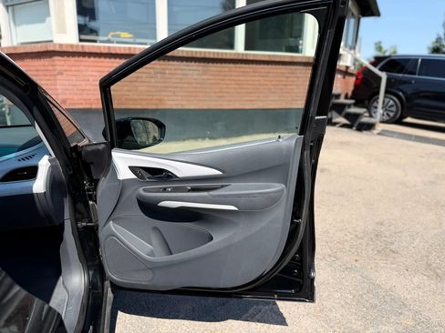 Used 2020 Chevrolet Bolt LT FWD image 12