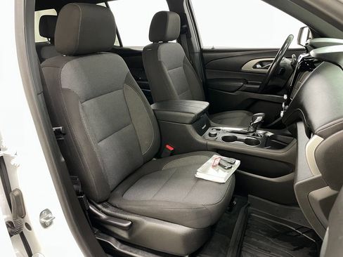 Certified 2022 Chevrolet Traverse LT image 39