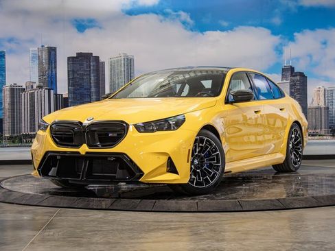 New 2026 BMW M5 w/ Carbon Package image 2