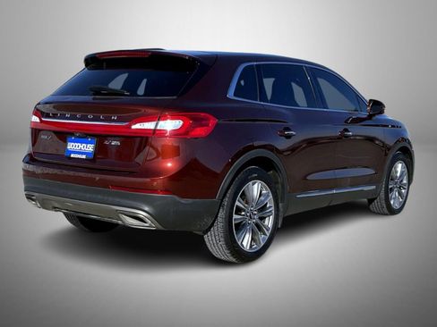 Used 2016 Lincoln MKX Reserve w/ Climate Package image 5