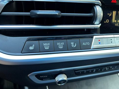 Used 2022 BMW X5 xDrive40i w/ Premium Package AWD/4WD image 43