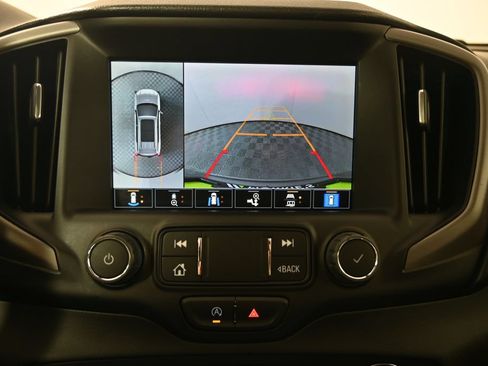 Used 2023 GMC Terrain AT4 w/ Tech Package AWD/4WD image 30