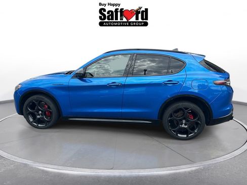 Used 2024 Alfa Romeo Stelvio AWD image 5