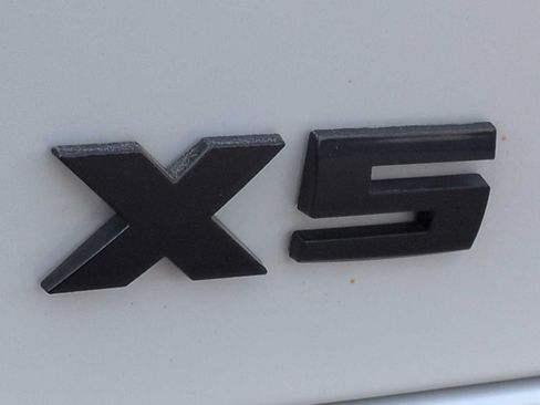 Used 2019 BMW X5 xDrive50i w/ Luxury Seating Package AWD/4WD image 13