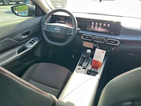 New 2026 Nissan Sentra SR w/ Floor Mat Package FWD image 10