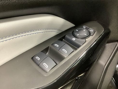 Used 2025 Chevrolet Trax LT w/ Driver Confidence Package image 15