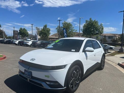 Certified 2024 Hyundai Ioniq 5 SEL RWD image 4