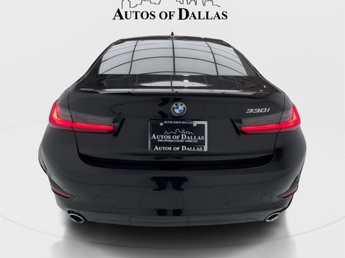 Used 2022 BMW 330i Sedan w/ Driving Assistance Package RWD image 9
