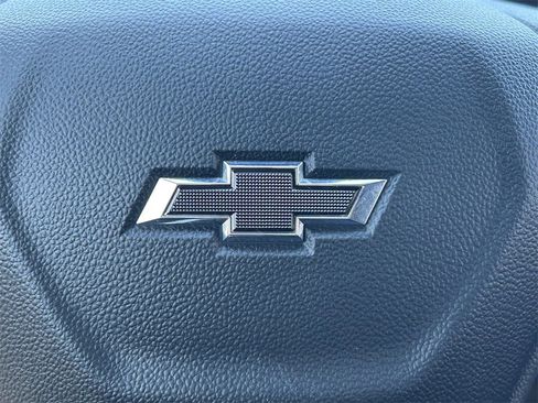 Used 2025 Chevrolet Trax RS w/ Driver Confidence Package image 26