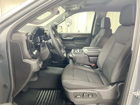 Used 2024 Chevrolet Silverado 1500 LT AWD/4WD image 19