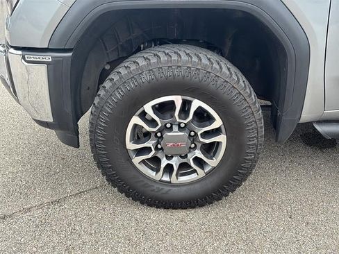 Used 2025 GMC Sierra 2500 SLT AWD/4WD image 10