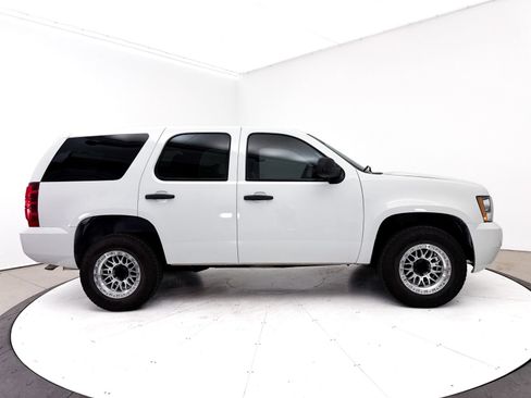 Used 2012 Chevrolet Tahoe 4WD w/ Skid Plate Package image 34
