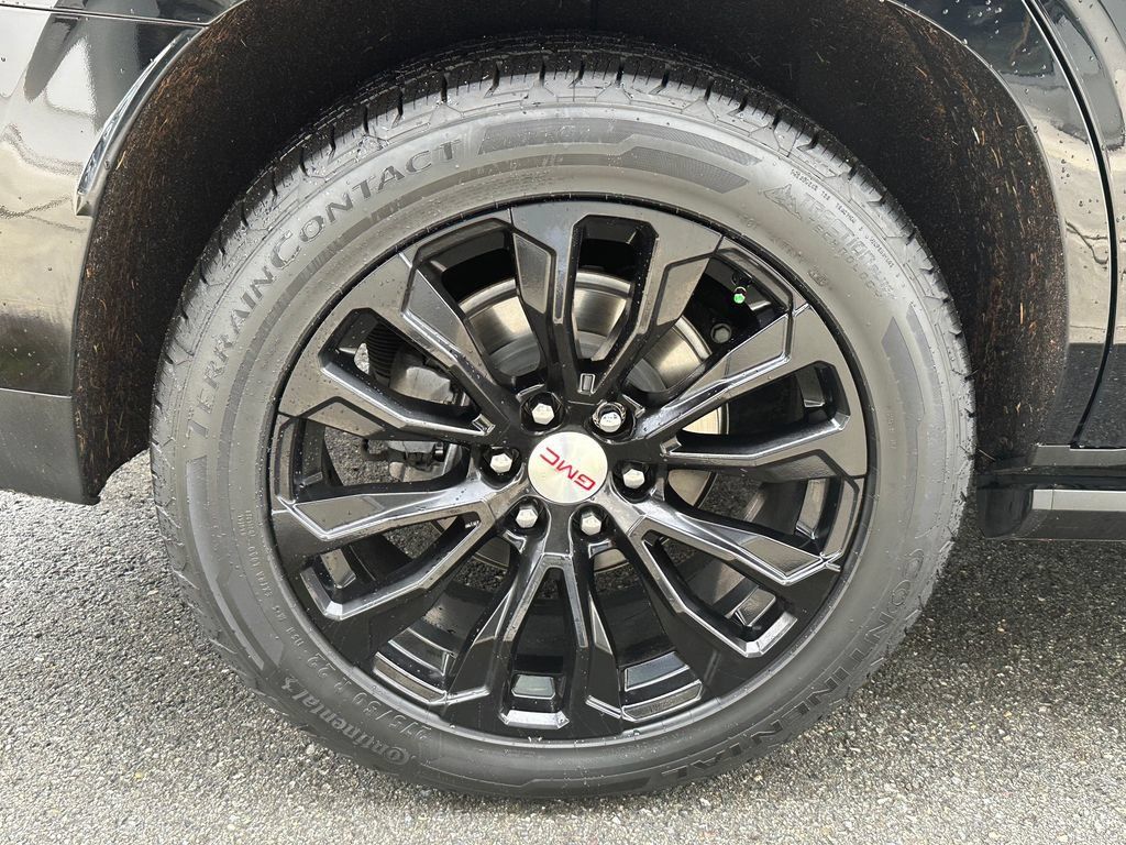Used 2024 GMC Yukon Denali w/ Denali Reserve Package AWD/4WD image 44
