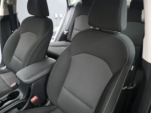 Used 2024 Kia Forte LXS image 12