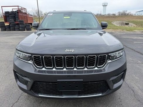 New 2026 Jeep Grand Cherokee Laredo X image 2