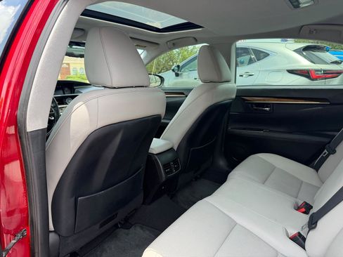 Used 2017 Lexus ES 350 w/ Premium Package FWD image 17
