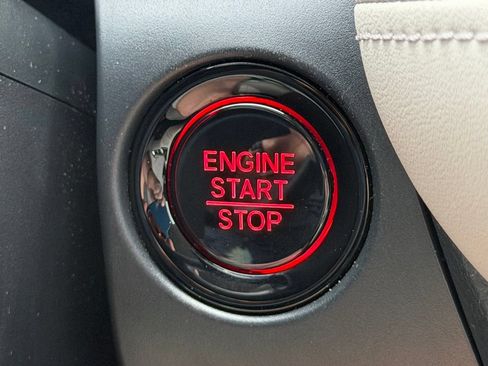 Used 2024 Honda HR-V LX image 29