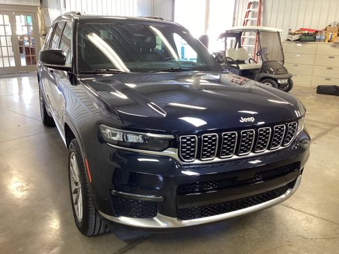 Used 2024 Jeep Grand Cherokee L Summit w/ Advanced Protech Group IV image 8