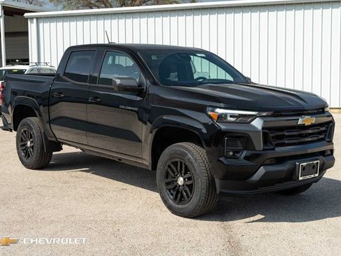 New 2026 Chevrolet Colorado LT image 3