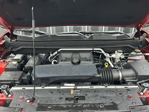 Used 2024 GMC Canyon AT4X image 20