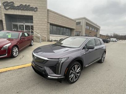 New 2026 Cadillac Optiq Luxury 2