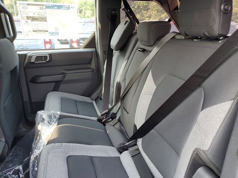 New 2025 Ford Bronco 4-Door image 27