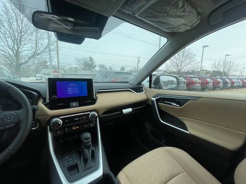 New 2025 Toyota RAV4 XLE image 11