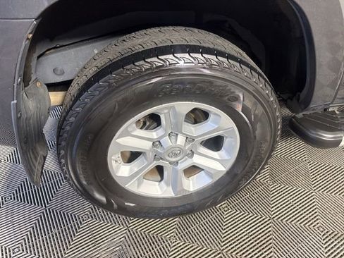 Used 2019 Toyota 4Runner SR5 Premium AWD/4WD image 7