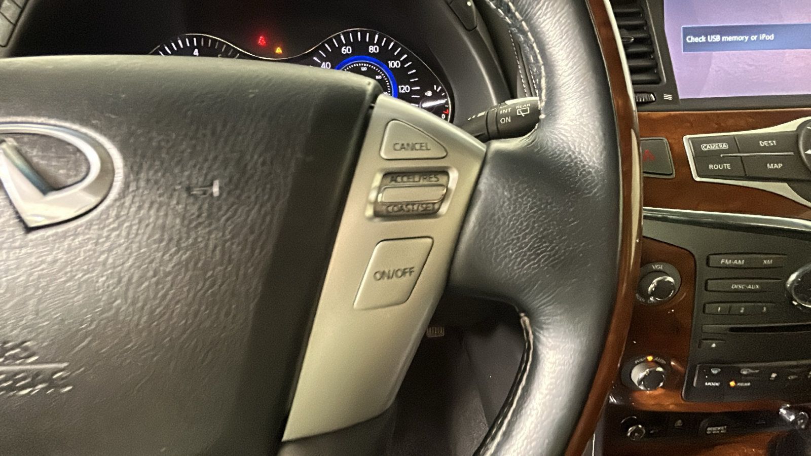 Used 2017 INFINITI QX80 4WD image 19