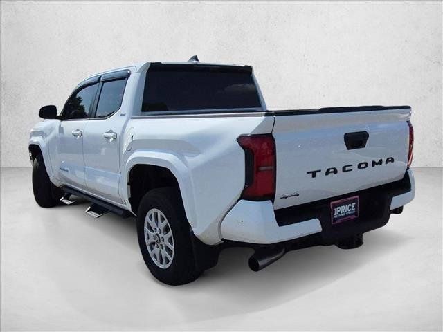 Used 2024 Toyota Tacoma SR5 AWD/4WD image 7