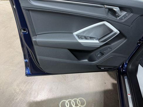 Certified 2025 Audi Q3 2.0T Premium w/ Convenience Plus Package image 15