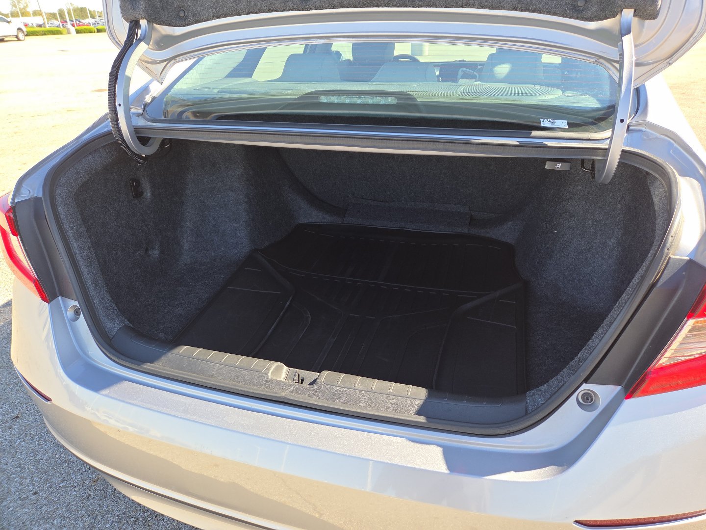 Used 2020 Honda Accord LX image 17