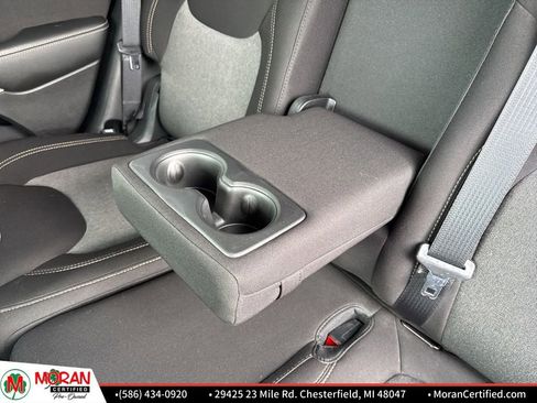 Used 2017 Jeep Cherokee Sport w/ Safety Group image 25