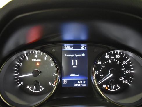 Used 2020 Nissan Rogue SV image 26