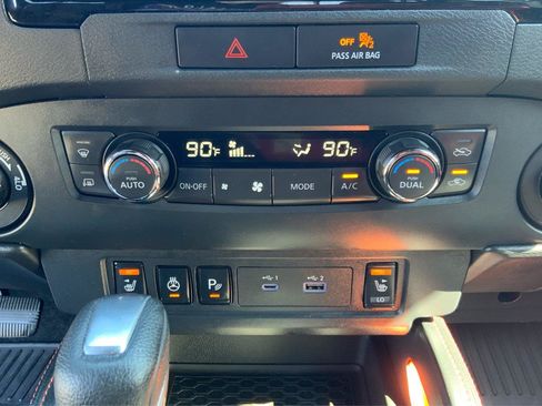 Used 2022 Nissan Frontier PRO-4X AWD/4WD image 33