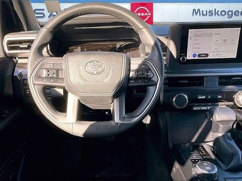 Used 2025 Toyota 4Runner SR5 image 8