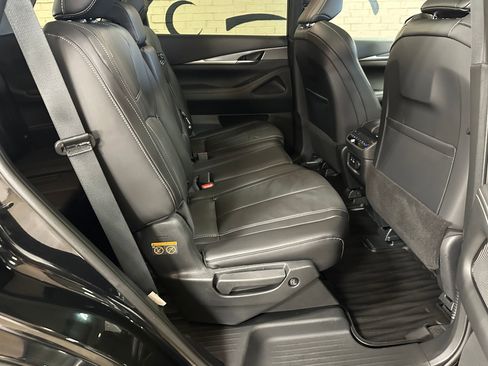 Used 2024 INFINITI QX60 Luxe image 21