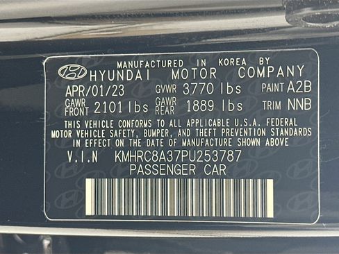 Used 2023 Hyundai Venue SEL FWD image 30