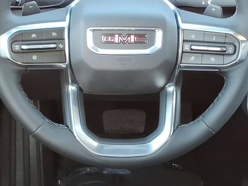 New 2026 GMC Acadia Elevation w/ Black Edition FWD image 6