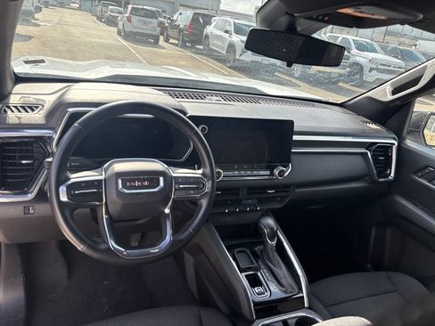 Used 2024 GMC Canyon Elevation RWD image 11