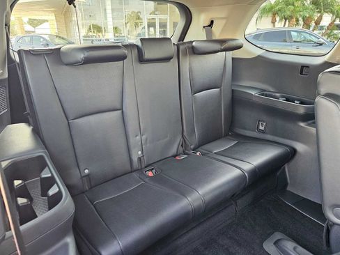 Certified 2026 Toyota Grand Highlander FWD image 13