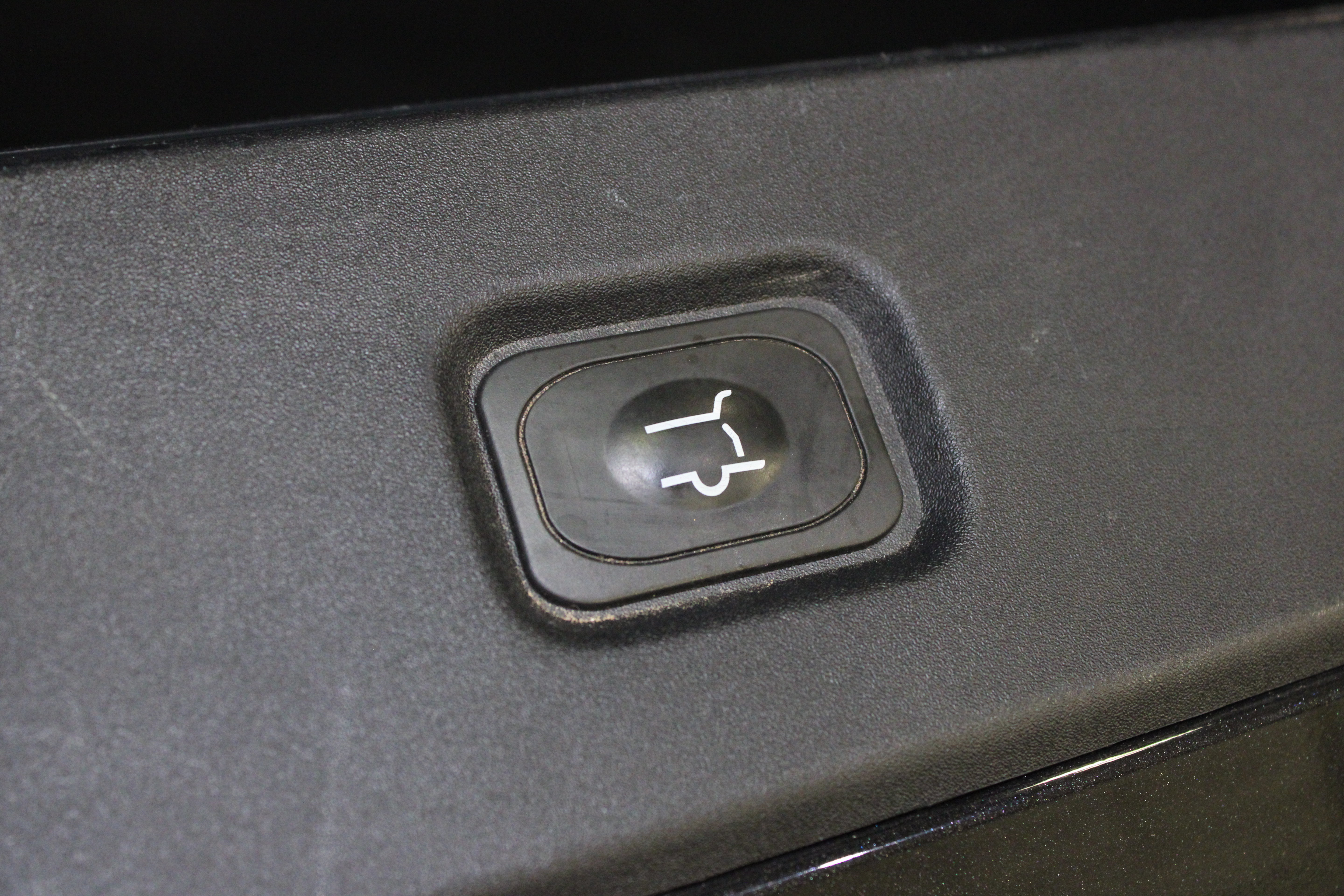 Used 2025 Lincoln Navigator Reserve AWD/4WD image 14
