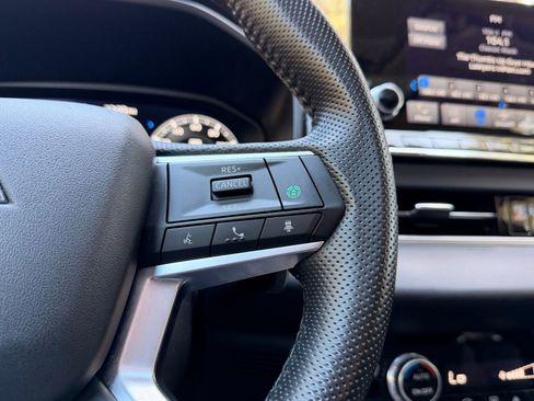 Used 2024 Mitsubishi Outlander SE AWD/4WD image 25