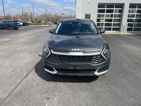 Used 2025 Kia Sportage LX AWD/4WD image 8