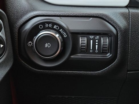 Used 2021 Jeep Wrangler Unlimited Sport AWD/4WD image 20