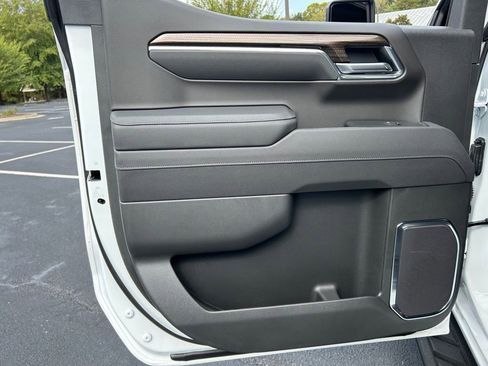 New 2026 Chevrolet Silverado 1500 LT Trail Boss w/ LPO, Dark Essentials Package image 51