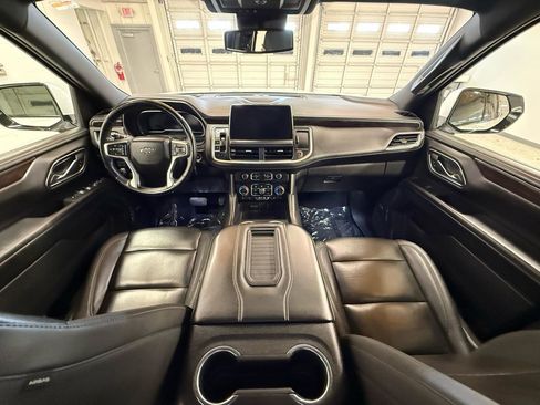 Used 2023 Chevrolet Tahoe Z71 w/ Z71 Off-Road Package image 24