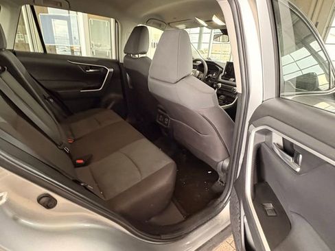 Used 2025 Toyota RAV4 XLE image 15